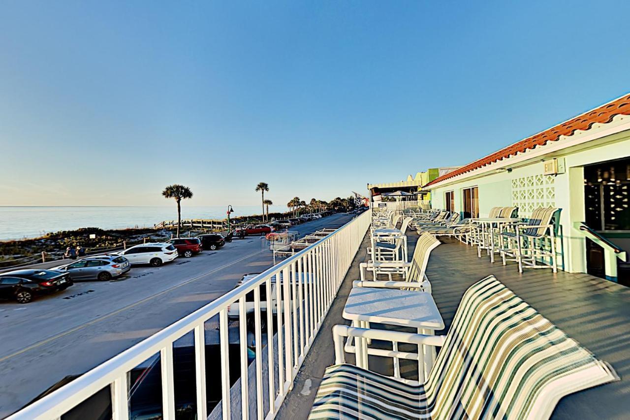 Pass-A-Grille Beach Retreat Unit 8 St. Pete Beach Exterior photo