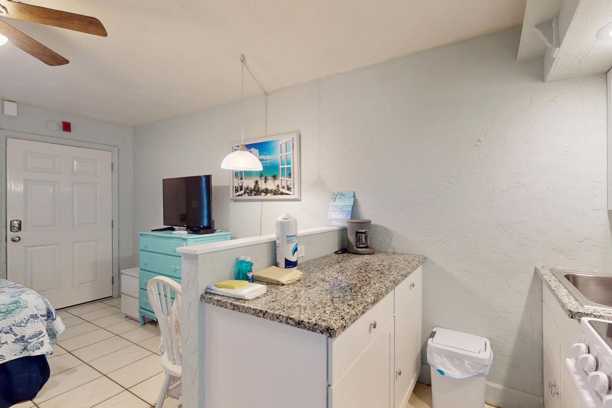 Pass-A-Grille Beach Retreat Unit 8 St. Pete Beach Exterior photo